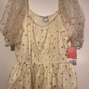 Arula Cream too with Gold Star Pattern